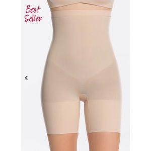 Spanx Higher Power Short